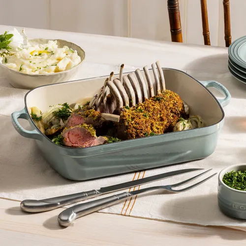 Le Creuset Signature Roaster