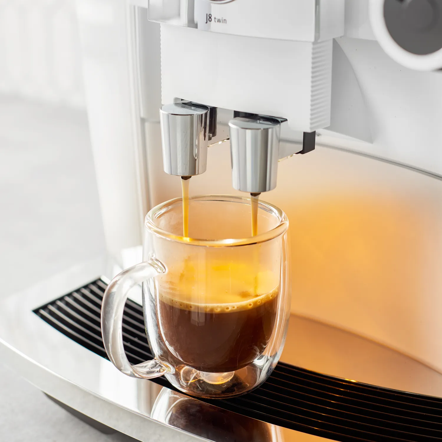 JURA J8 twin Automatic Coffee Machine