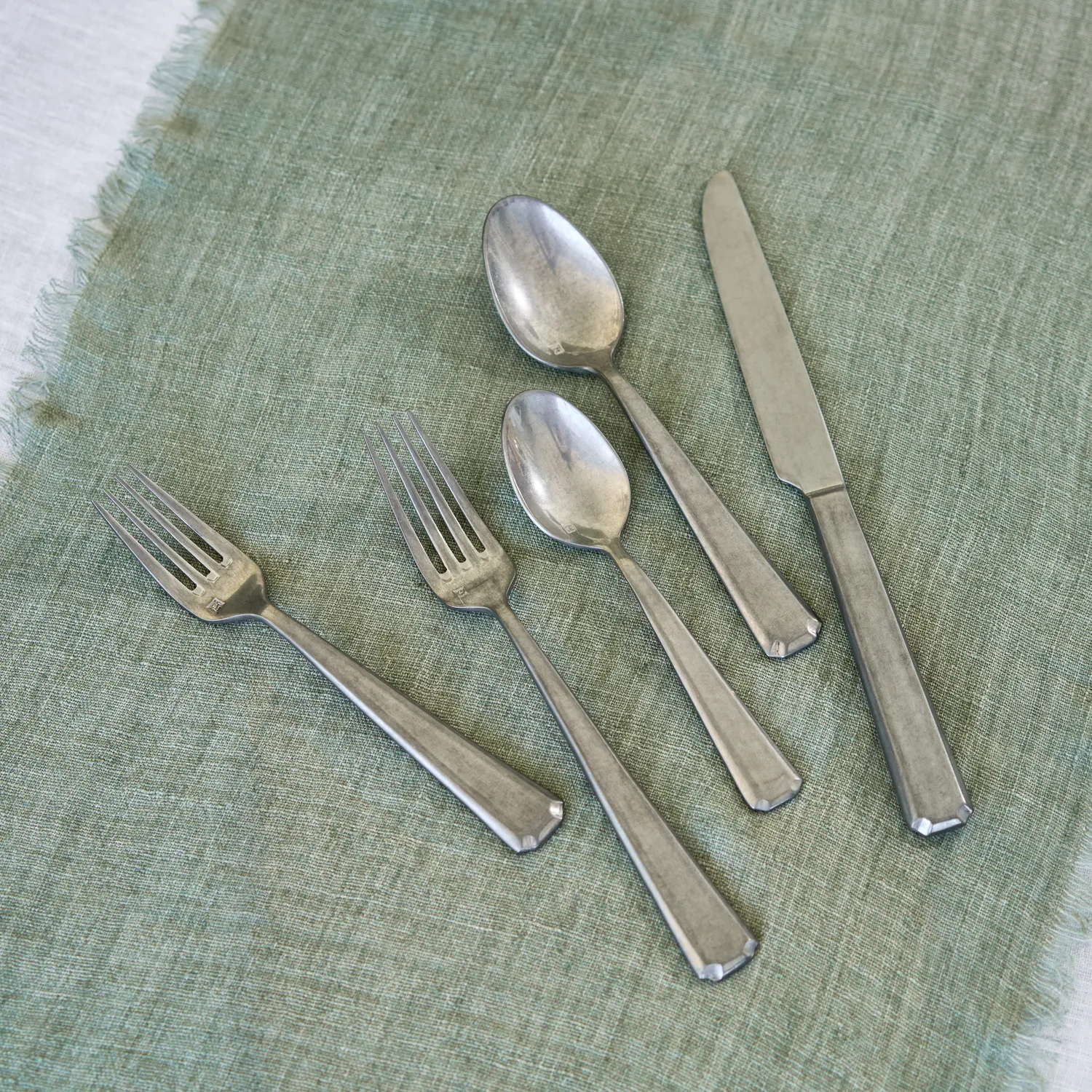 Fortessa Valen Tumbled Flatware Set, 20-Piece