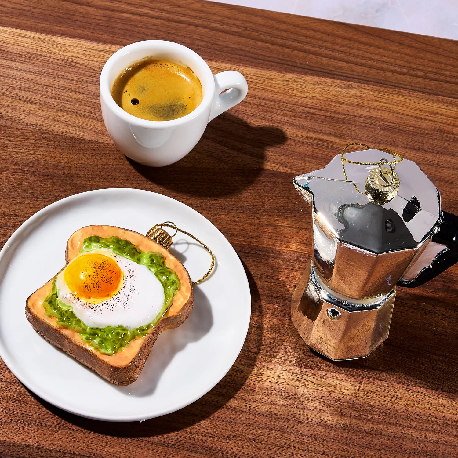 Sur la table Coffee Moka Pot Ornament