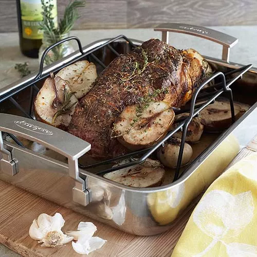 Roasted Beef Tenderloin with Garlic Horseradish Cream