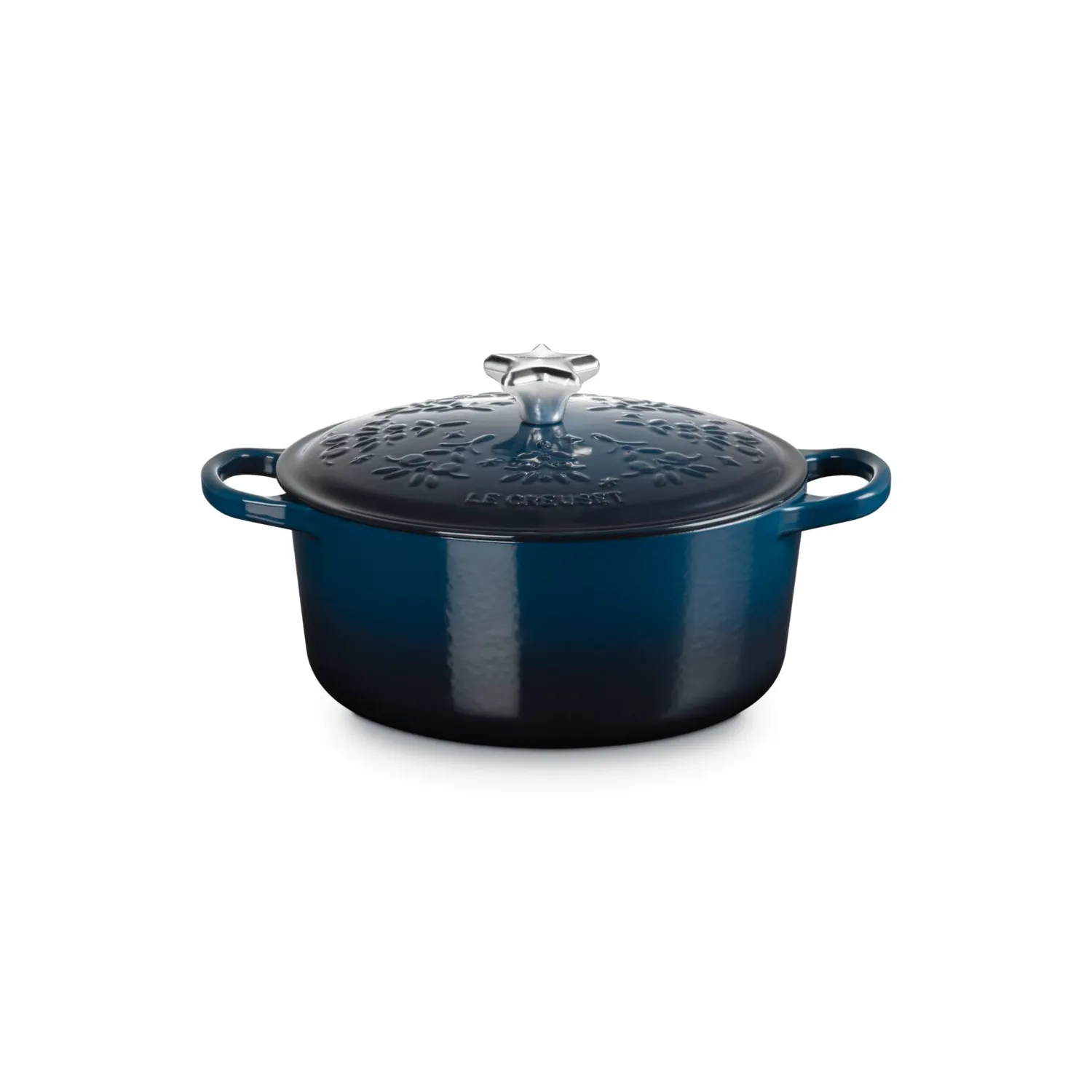 Le Creuset Noel Collection Signature 4.5-qt. Round Dutch Oven with Tree Embossed Lid