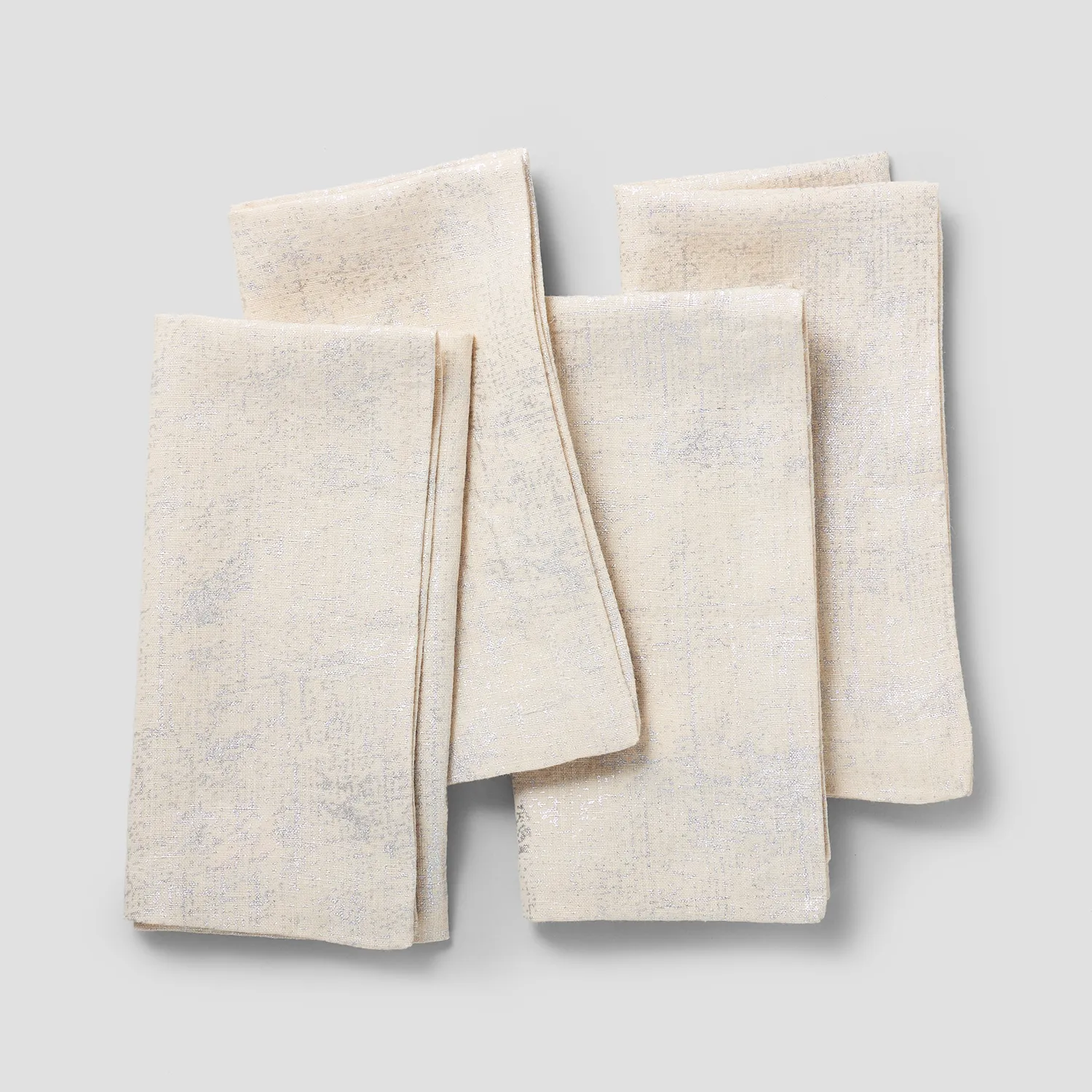 Sur la table Silver Lattice Napkins, Set of 4