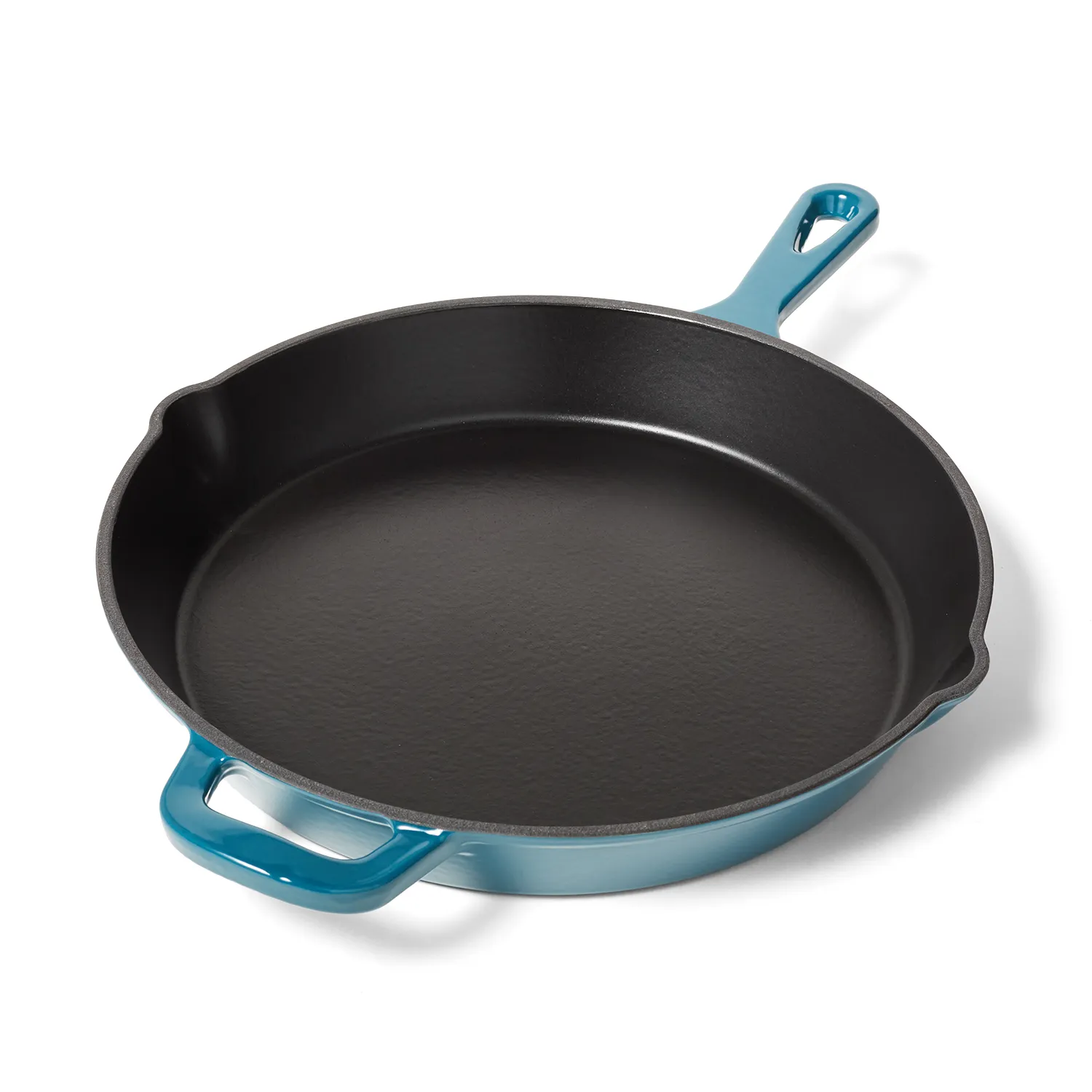 Sur la table Enameled Cast Iron Skillet, 12"