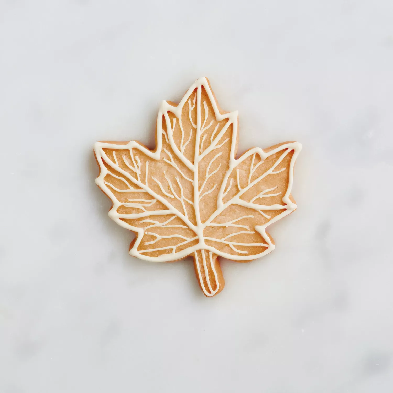 Ann Clark Maple Leaf Cookie Cutter Sur La Table   72 Dpi Webp 7847403 0323 01i E SQ