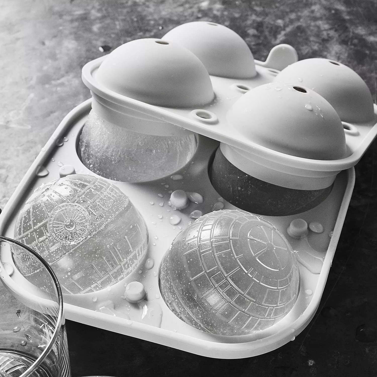 Round Ice Cube Funny Wars Death Star SiliconeTrays Ice Ball Tray