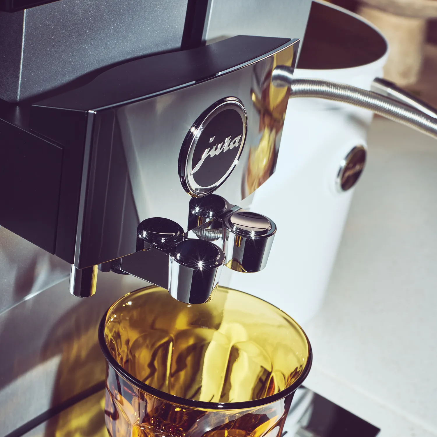 JURA Z10 Automatic Coffee Machine