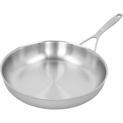 Demeyere Industry5 Stainless Steel Skillets This skillet is easy to use, even at 11 inch diameter, with easy to clean surface