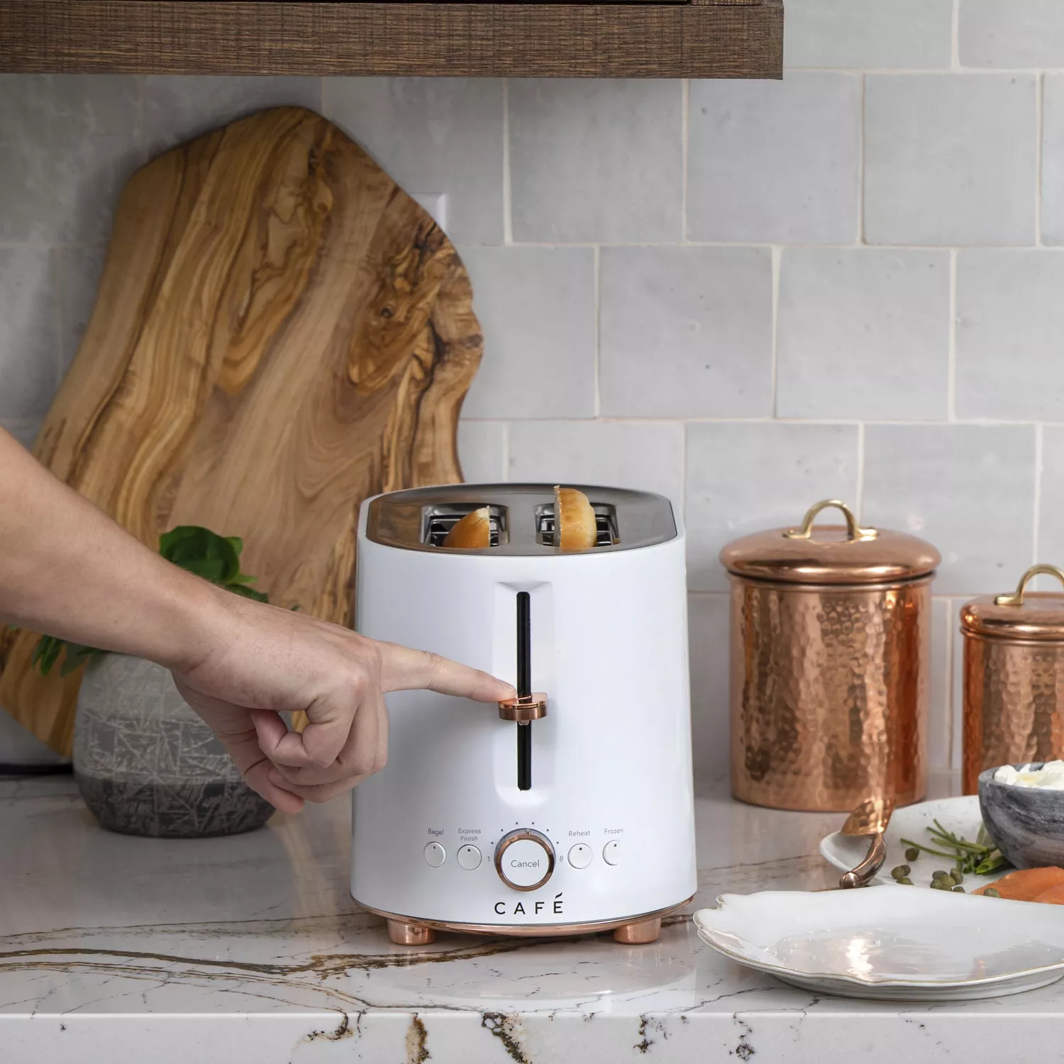 Café™ Express Finish Toaster