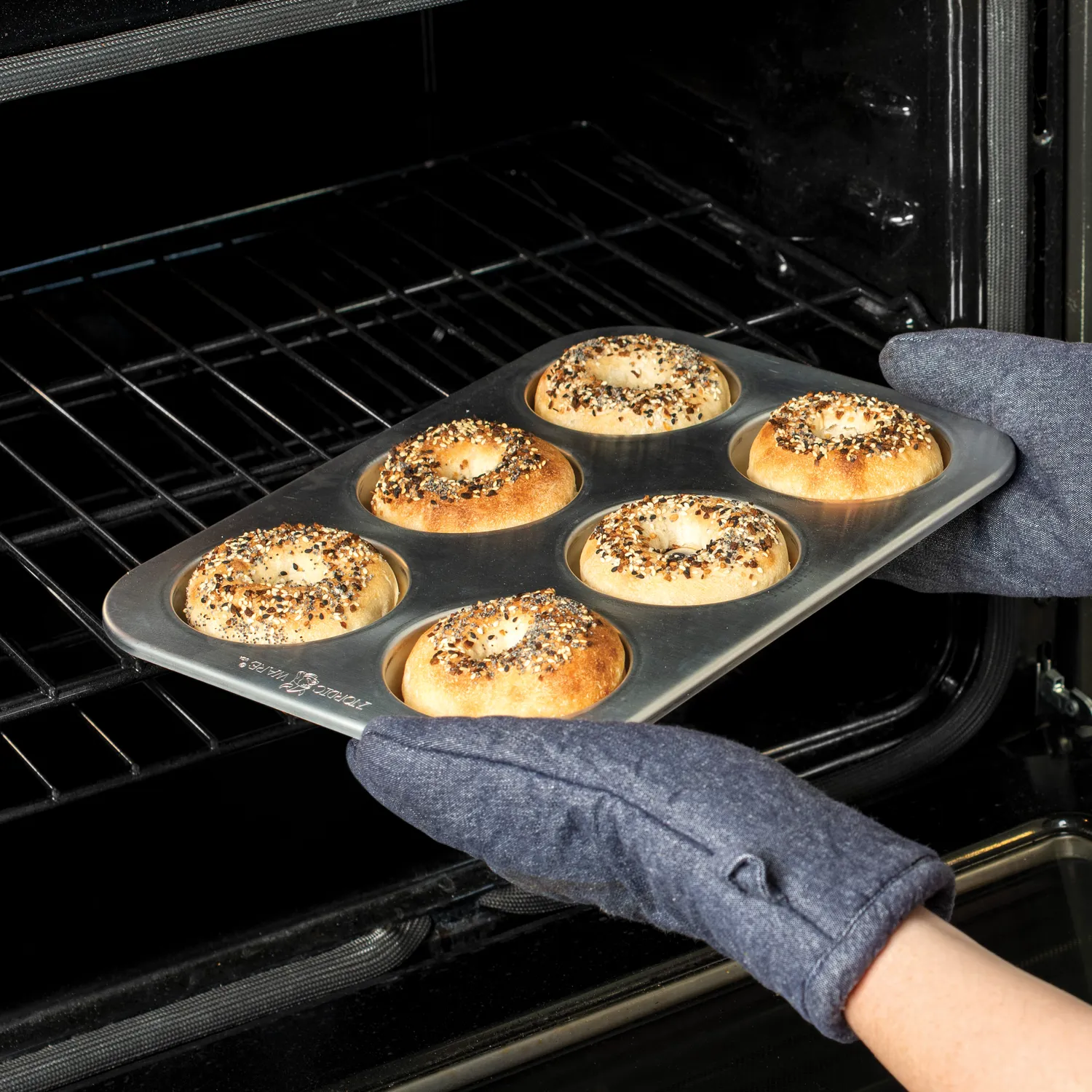 Nordic Ware Simply Sourdough Bagel Pan