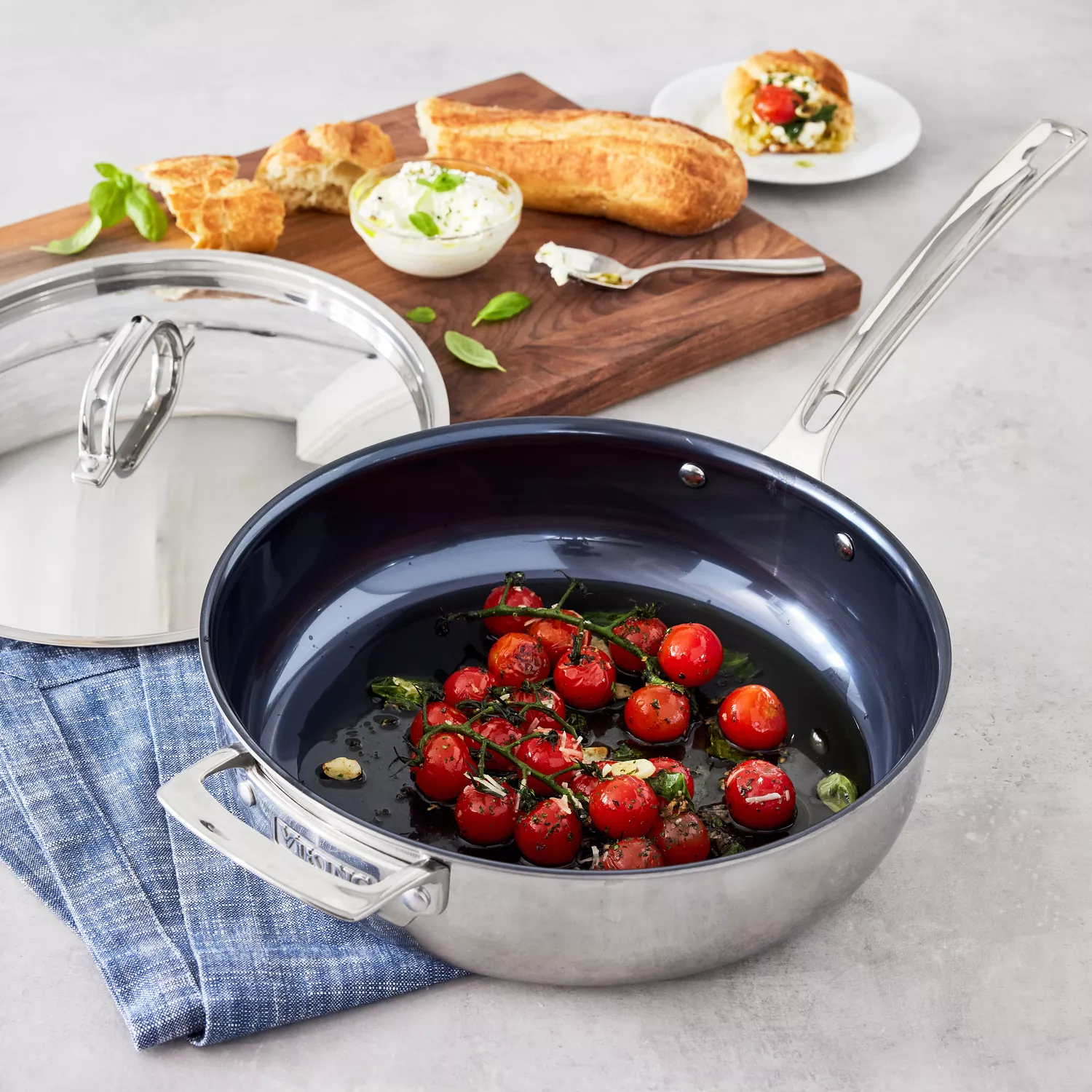 Viking PerformanceTi 4-ply Titanium Fry Pan - 10 in.