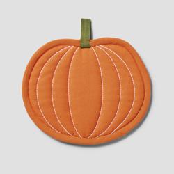 Sur La Table Pumpkin Potholder I bought two of these adorable pumpkin potholders as part of a gift of autumn baking supplies for my husband and he absolutely loved them but now I need to get more as replacements because our cat has claimed them for himself