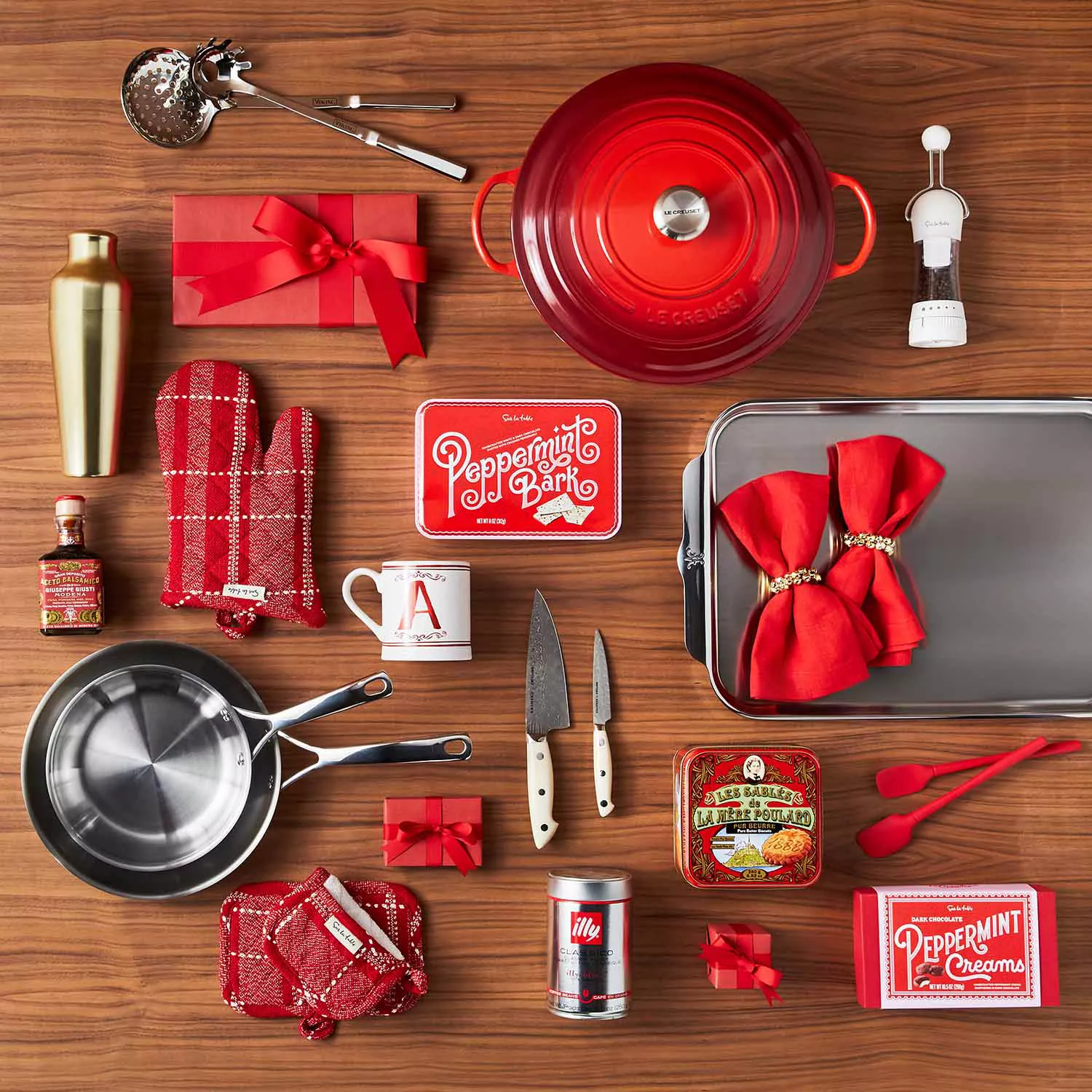 21 Gift Ideas From Sur La Table: Le Creuset, Lodge, Cuisinart, & More