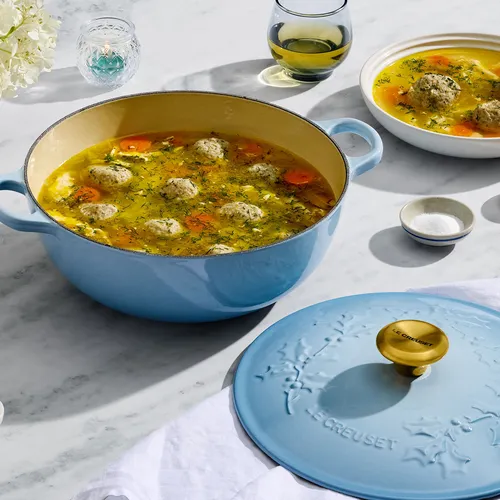 Le Creuset Holly Traditional Chef's Oven, 4.5 qt.