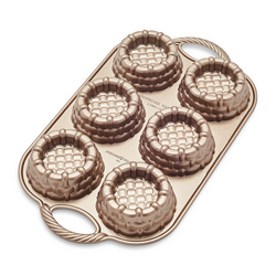 Nordic Ware Strawberry Shortcake Baskets Pan