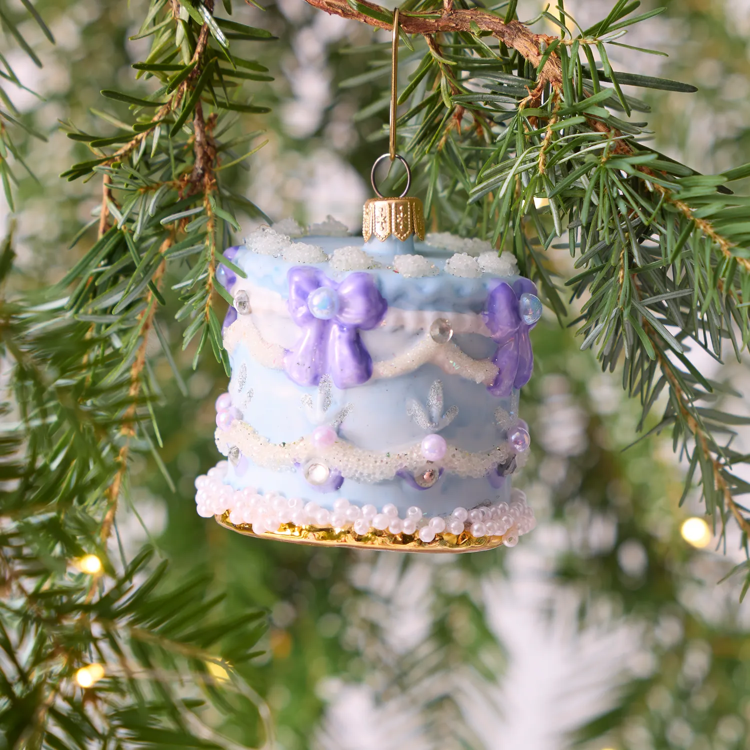 Sur la table Vintage Pink Cake Ornament