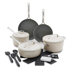 GreenPan GP5 11-Piece Cookware Set with Bonus Pan Protectors Great distribution of heat and nonstick capability