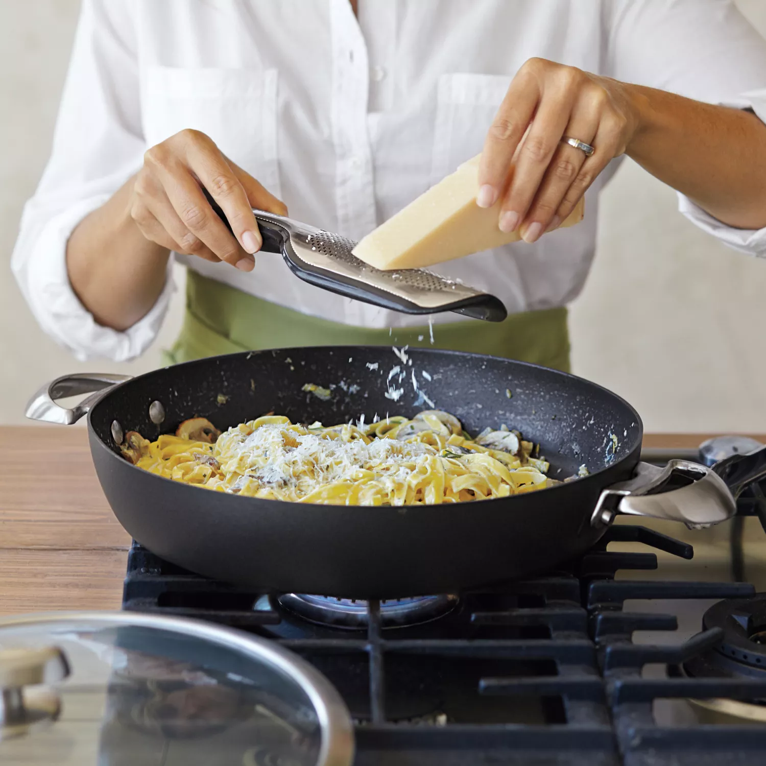 Scanpan Pro IQ Nonstick Chef’s Pan, 4 qt.