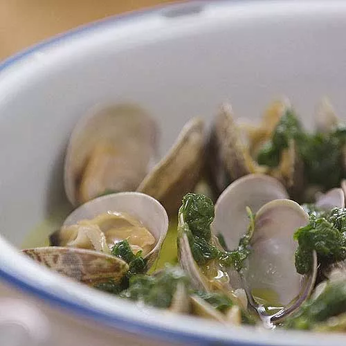 Steamed Manila Clams with Thyme, White Wine and Sorrel Pur&eacute;e