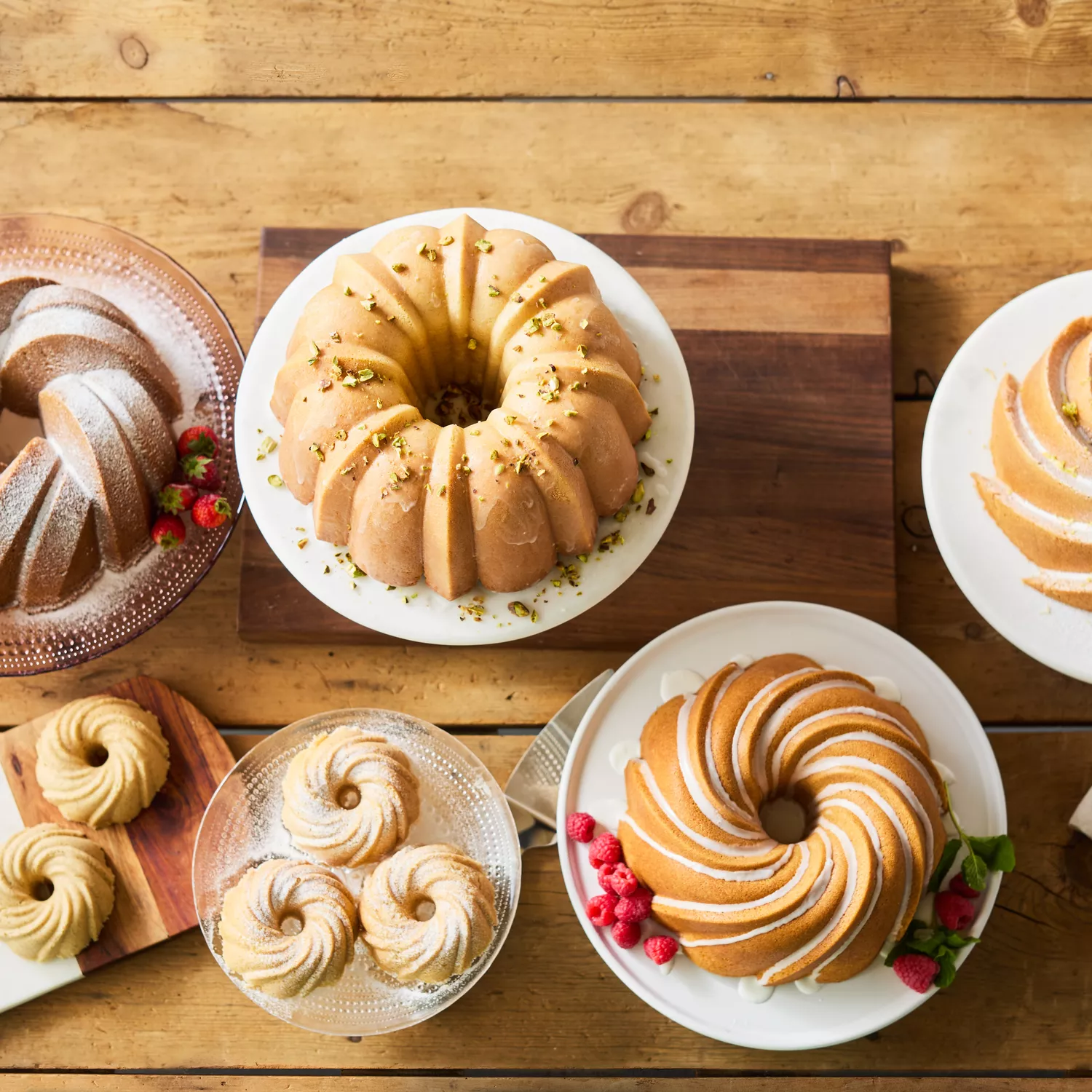 Nordic Ware Swirl Bundtlette Pan