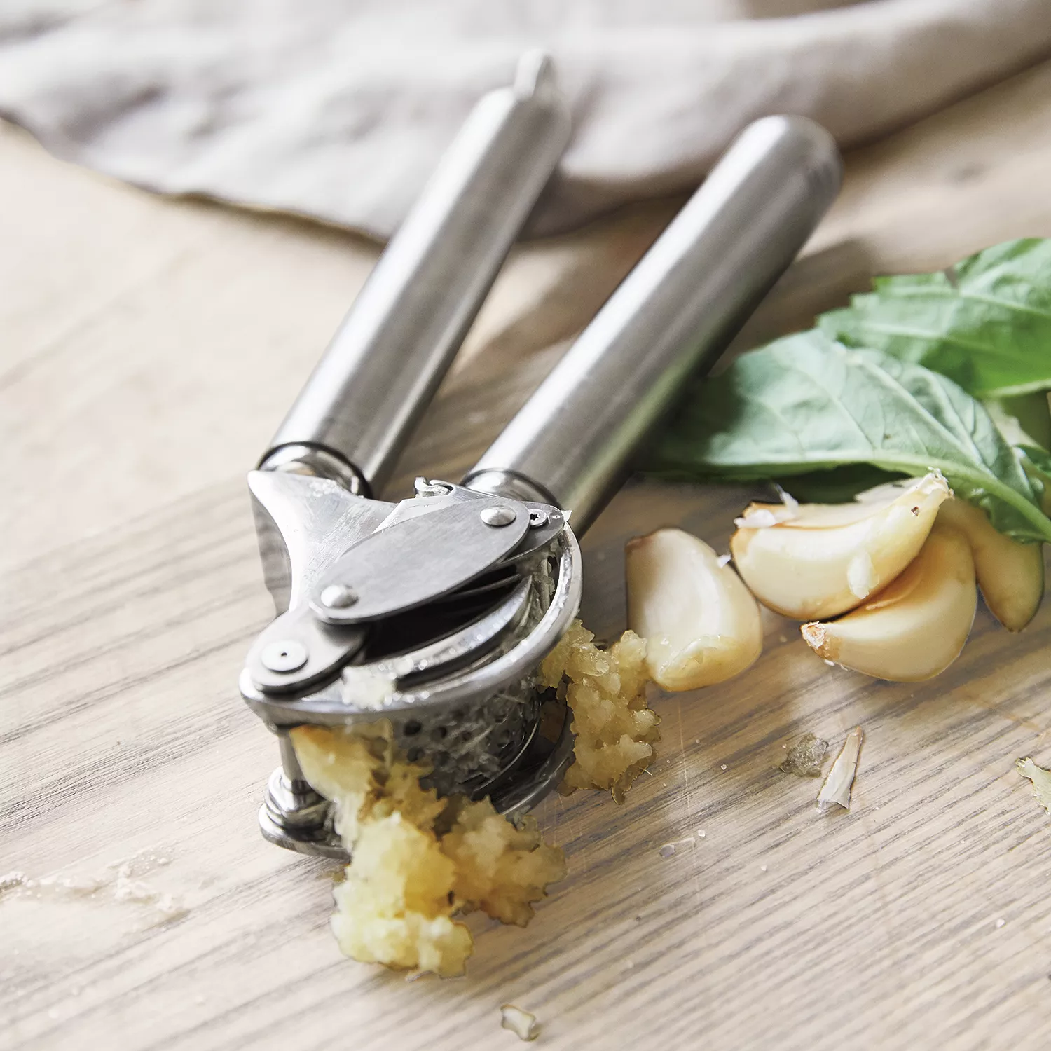 Rösle Garlic Press
