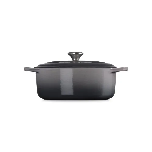 Le Creuset Signature Oval Dutch Oven, 5 qt.
