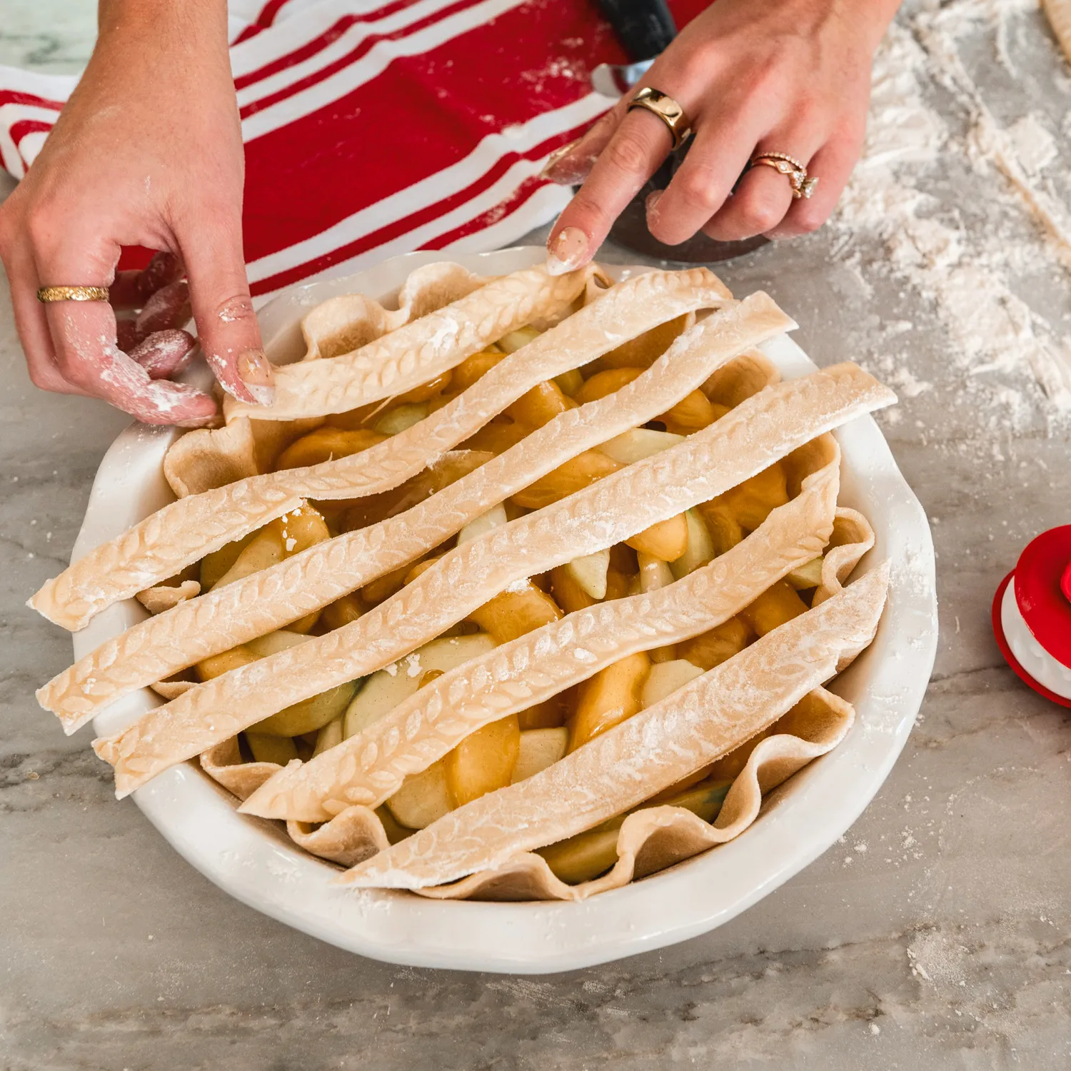 Sur La Table Pie Dish, 9.5&#34;