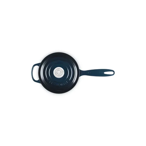 Le Creuset Signature Saucepan, 1.75 qt.