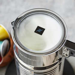 Nespresso Aeroccino 4 Milk Frother