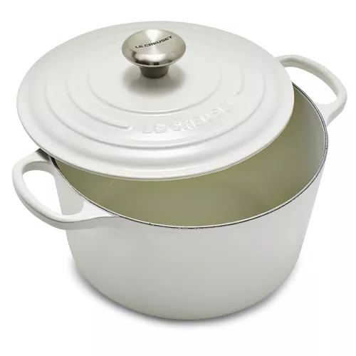 Le Creuset Signature Round Deep Dutch Oven, 5.25 qt. Le Creuset Signature Round Deep Dutch Oven, 5.25 qt.