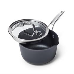 Calphalon Premier Hard Anodized Nonstick Saucepan Works well when making pasta, sauce, and soup