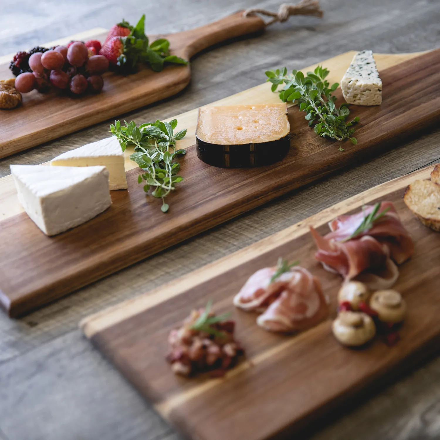 Picnic Time Artisan Acacia Serving Planks, Set of 3 