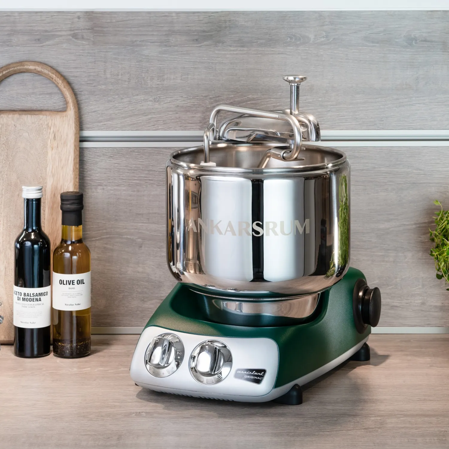 Ankarsrum Assistent® Original Stand Mixer, 7 Qt. 