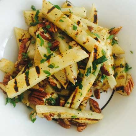 Steam-grilled Pineapple with Vanilla Ice Cream and Amaretti Crumble
