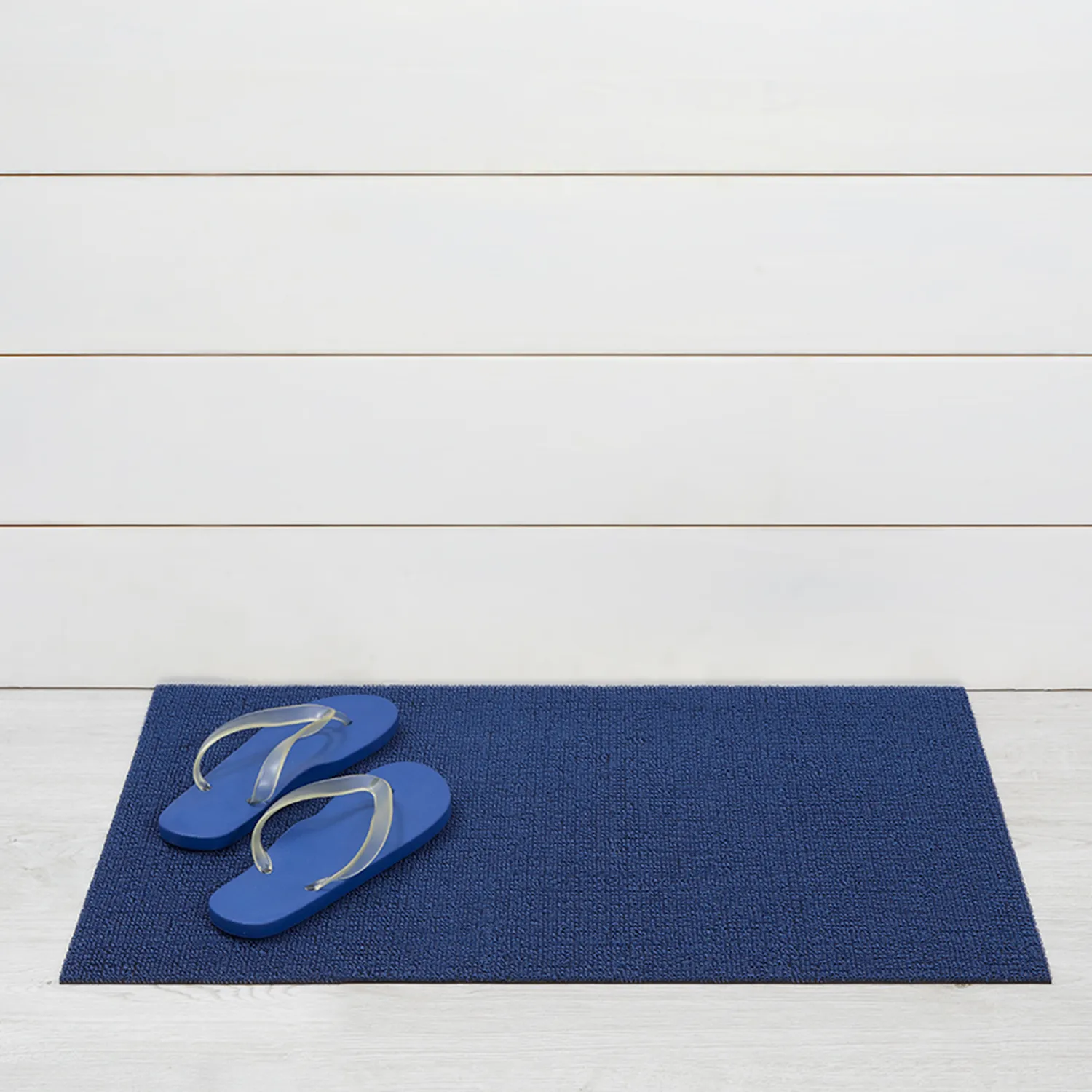 Chilewich Solid Shag Rug, Indigo