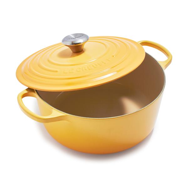 Le Creuset Signature Round Dutch Oven, 5.5 Qt.