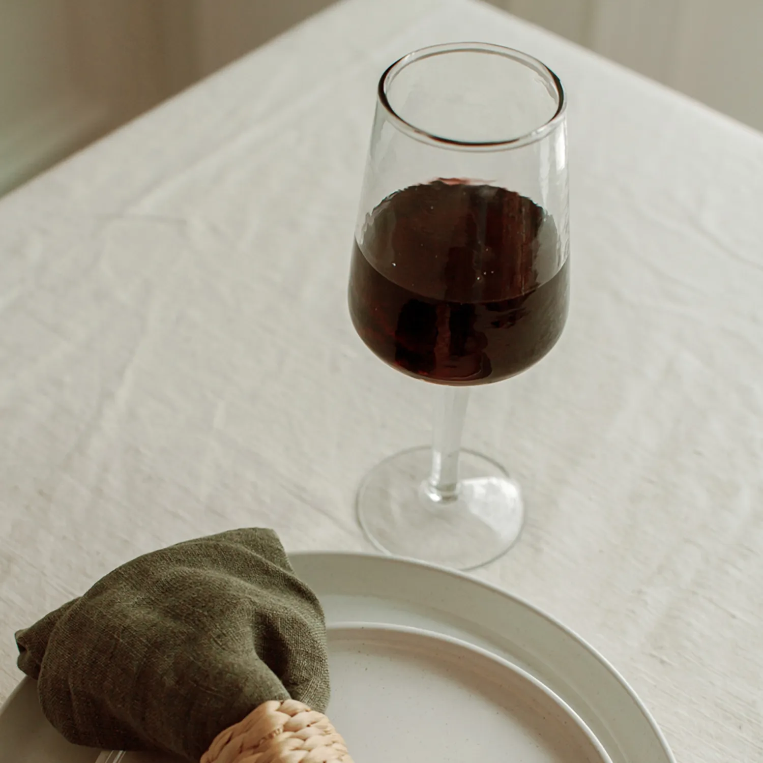 Powered by People Handblown Hammered Wine Glasses, Set of 4