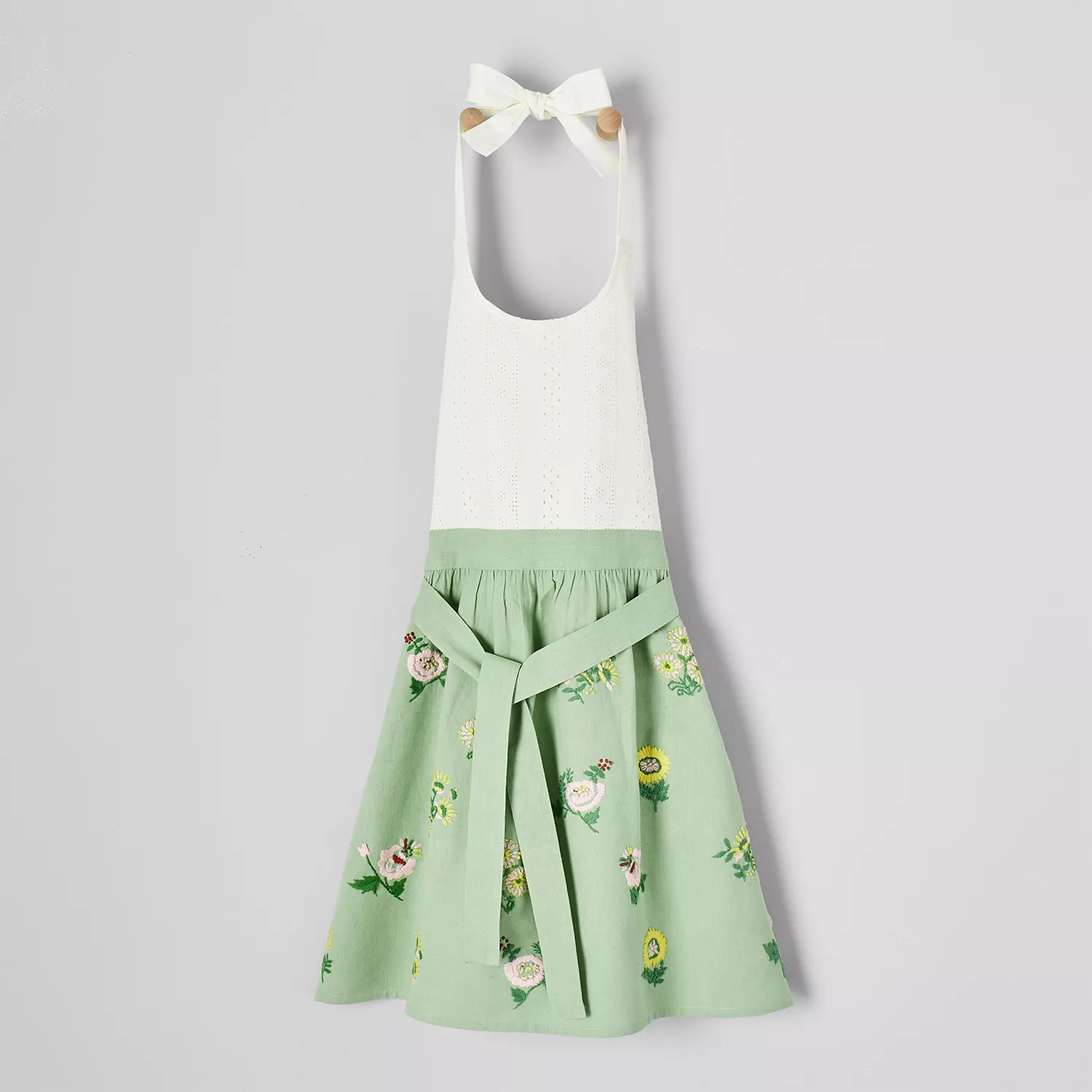 Sur La Table Floral Embroidered Apron