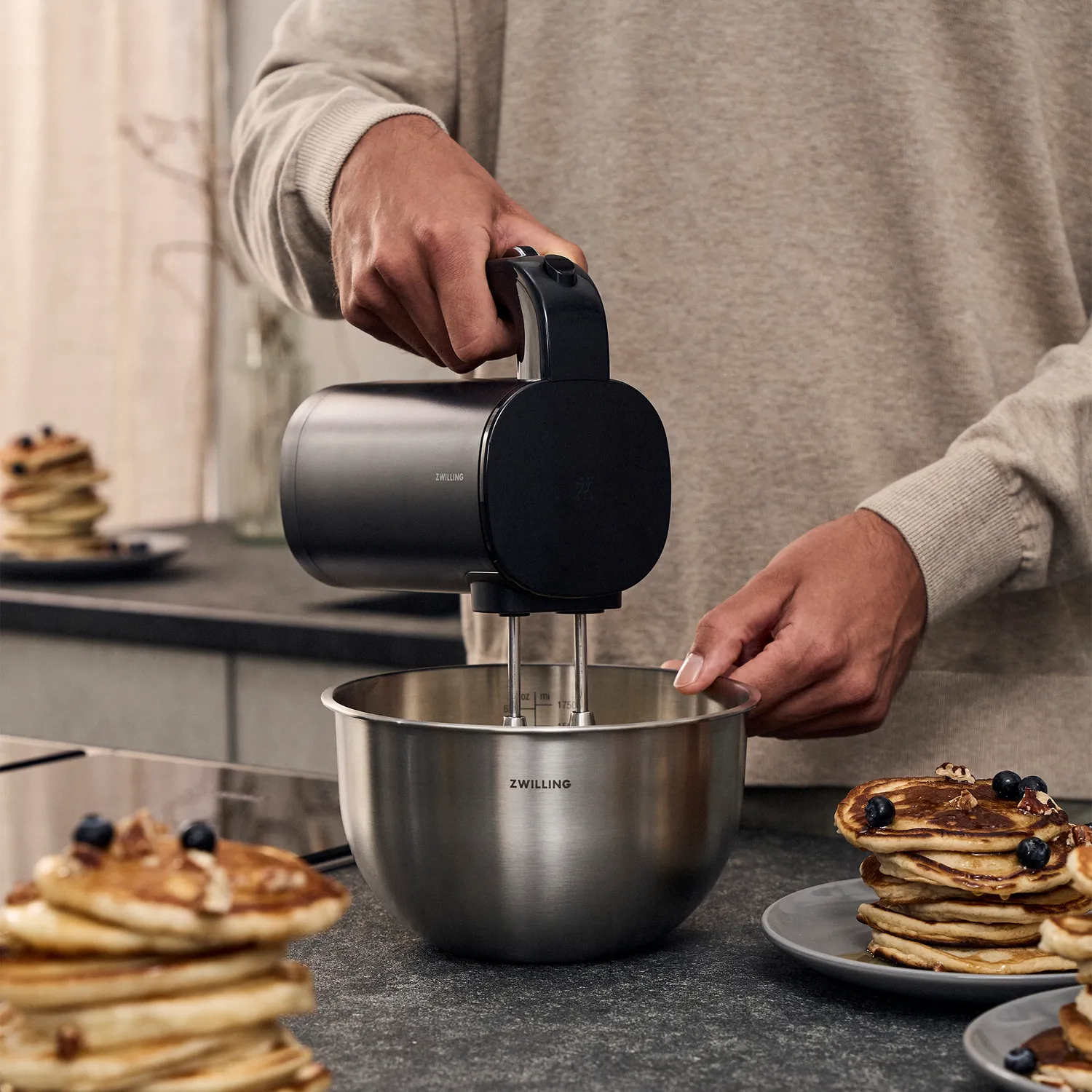 Zwilling Xtend Cordless Hand Mixer 