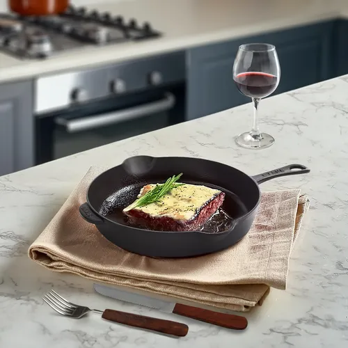 Staub Traditional Skillet, 11&#34;