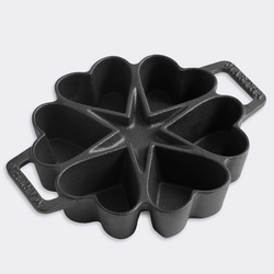 Martha by Martha Stewart Pre-Seasoned Cast Iron 6-cup Decorative Mold Pan