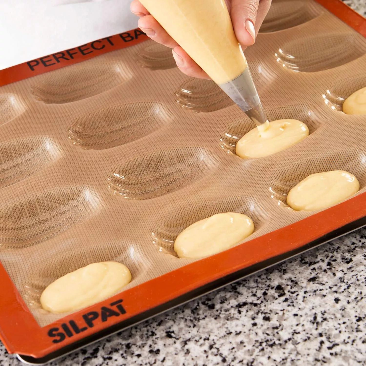 Silpat | Reusable Silicone Baking Molds 6 Hole Large Round