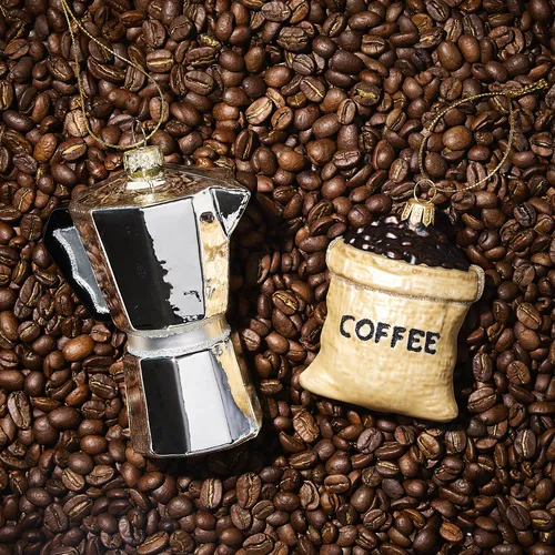 Sur la table Coffee Moka Pot Ornament