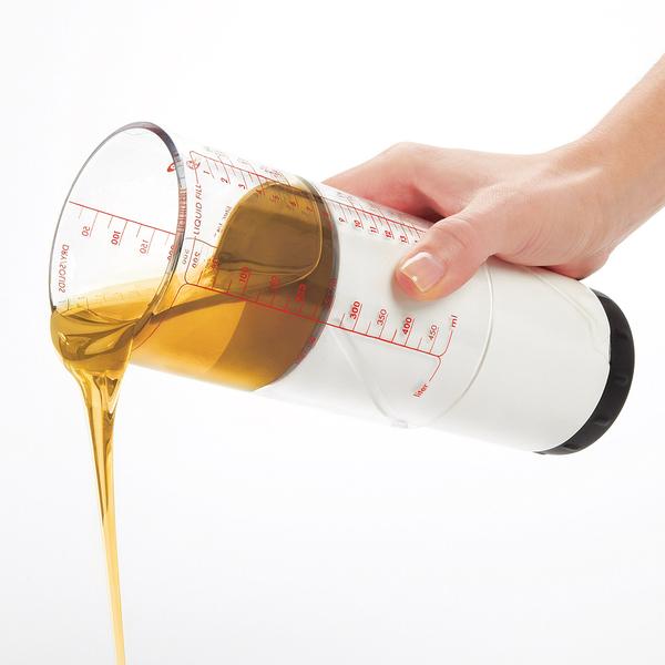 OXO Adjustable Measuring Beaker - thumbnail 4