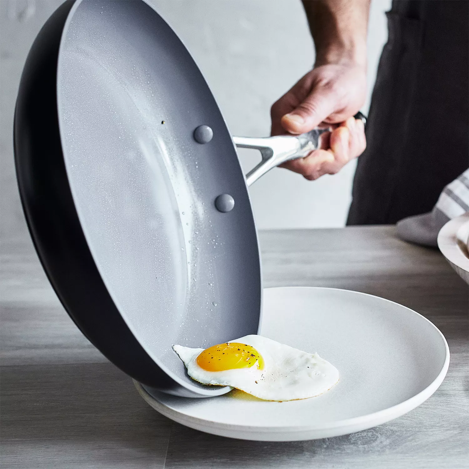 GreenPan Valencia Pro Ceramic Nonstick Skillet