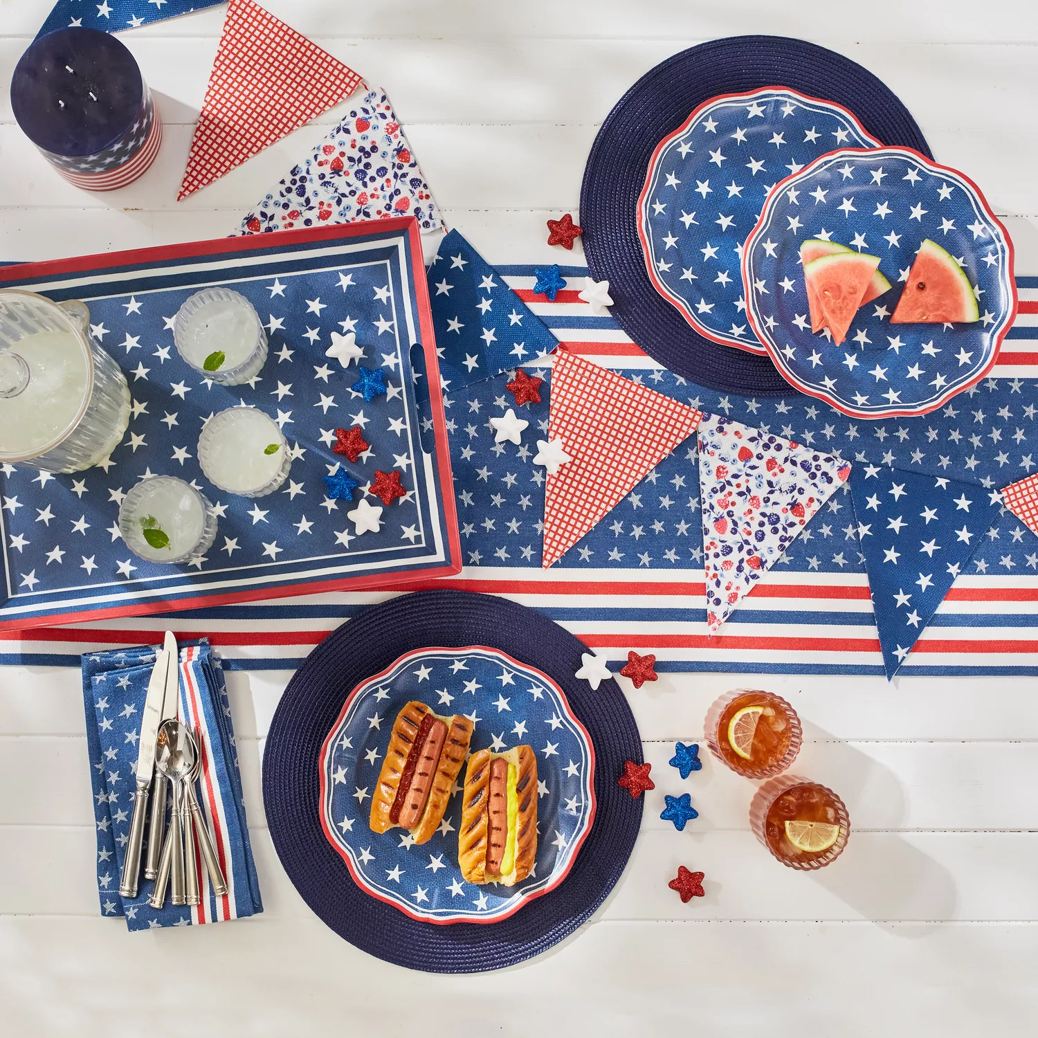 Sur La Table Stars & Stripes Melamine Dinner Plates, Set of 4