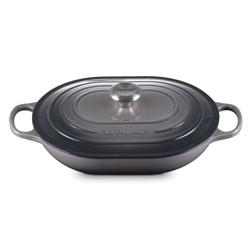 Le Creuset Signature Oval Casserole, 3.75 Qt. Also, it can be put on top of the stove or in the oven