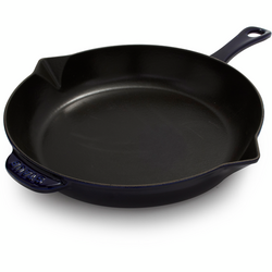 Staub Marin Skillet, 10" Perfect for grilling a sandwich, making pancakes, bacon etc