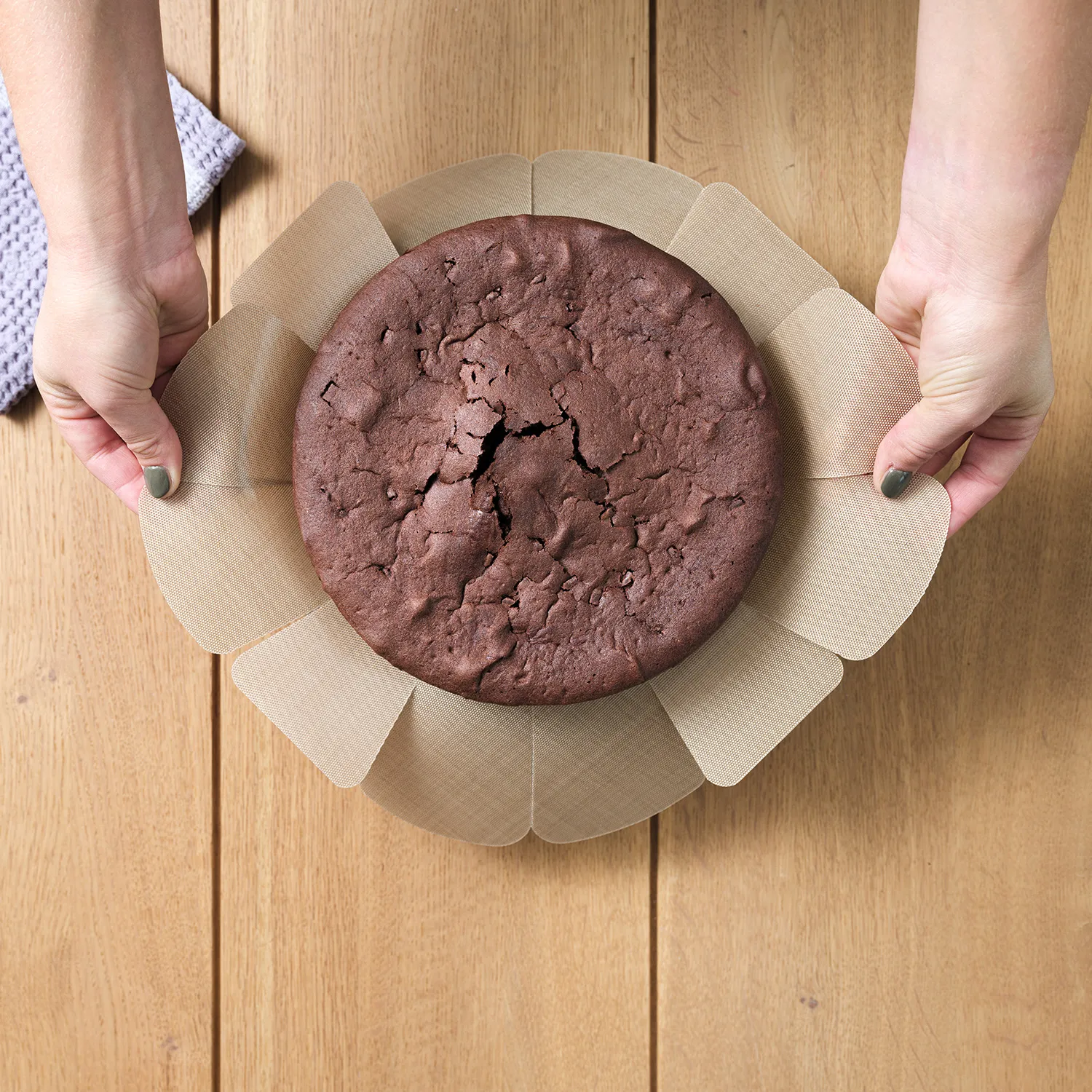 NoStik Cake Pan Liner