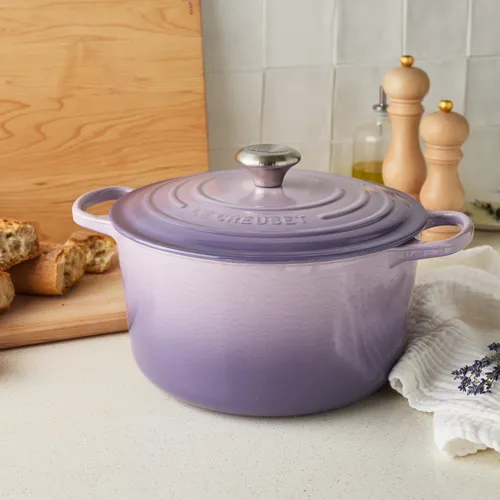 Le Creuset Signature Deep Round Dutch Oven, 6.5 qt.